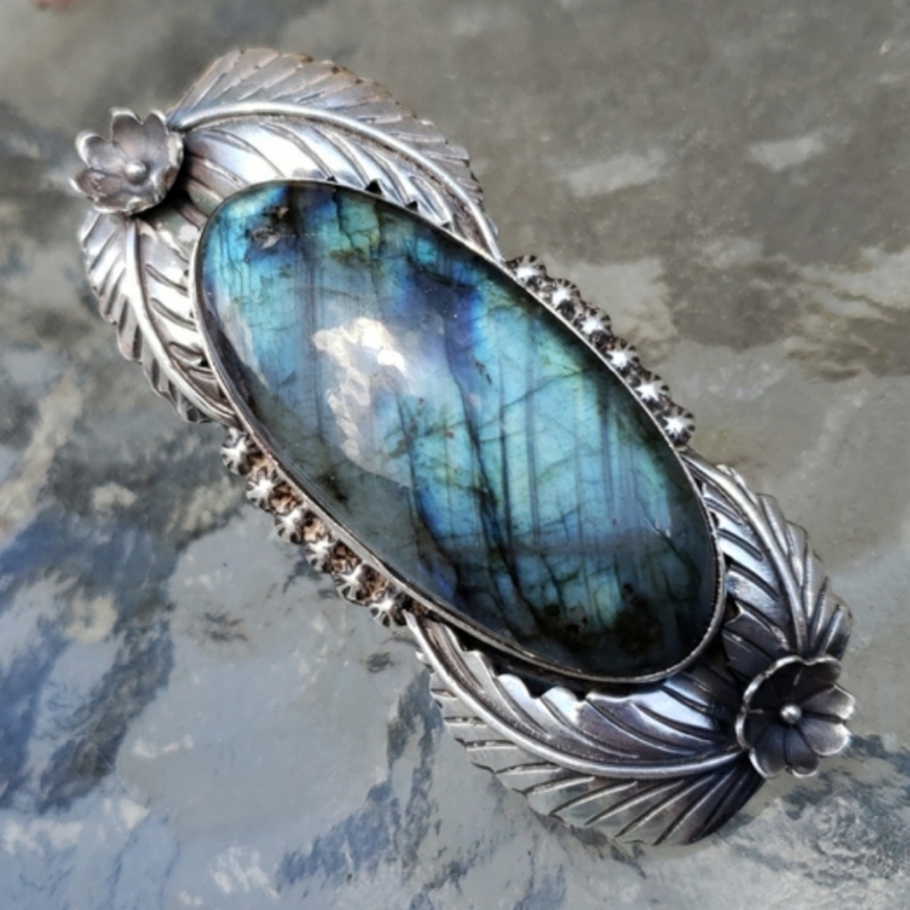 SOLD HUGE Labradorite Sterling Silver Ring Sz 7.25 - Picture 8 of 10